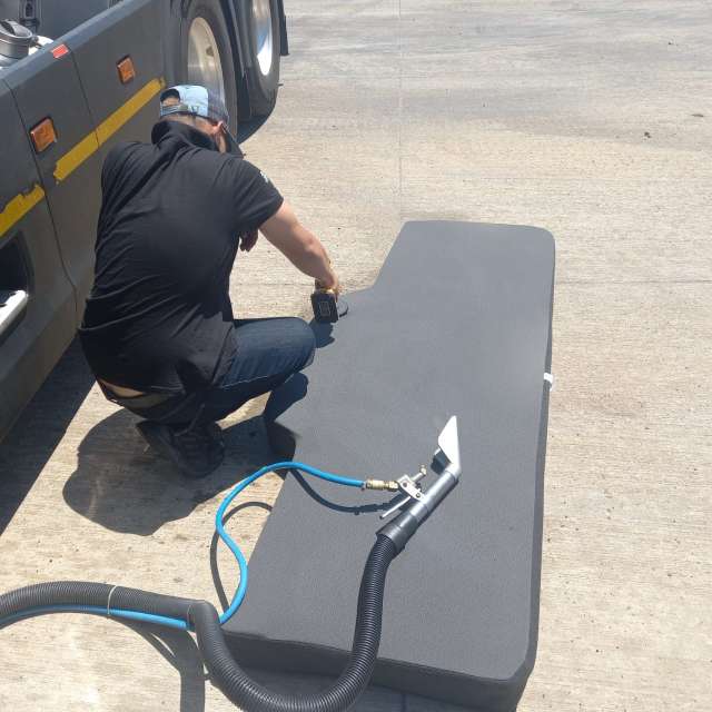 Mobile Truck Valet Service