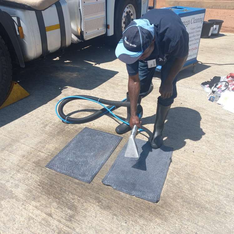 Mobile Truck Valet Service